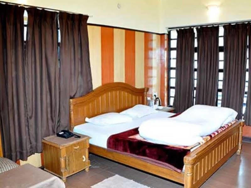 Ashokas Naini Chalet Nainital Extérieur photo